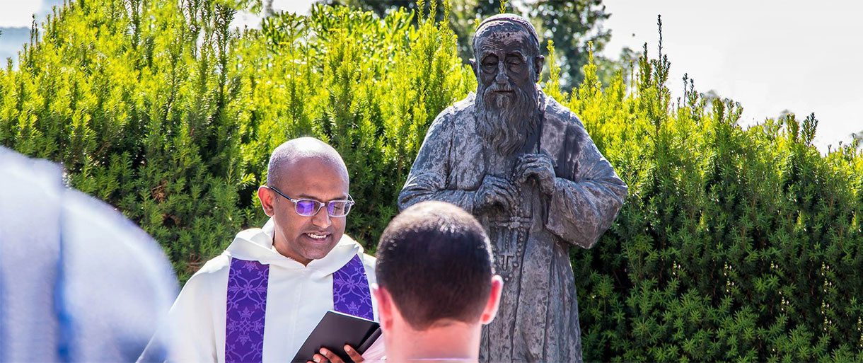 Sacerdote en Medjugorje